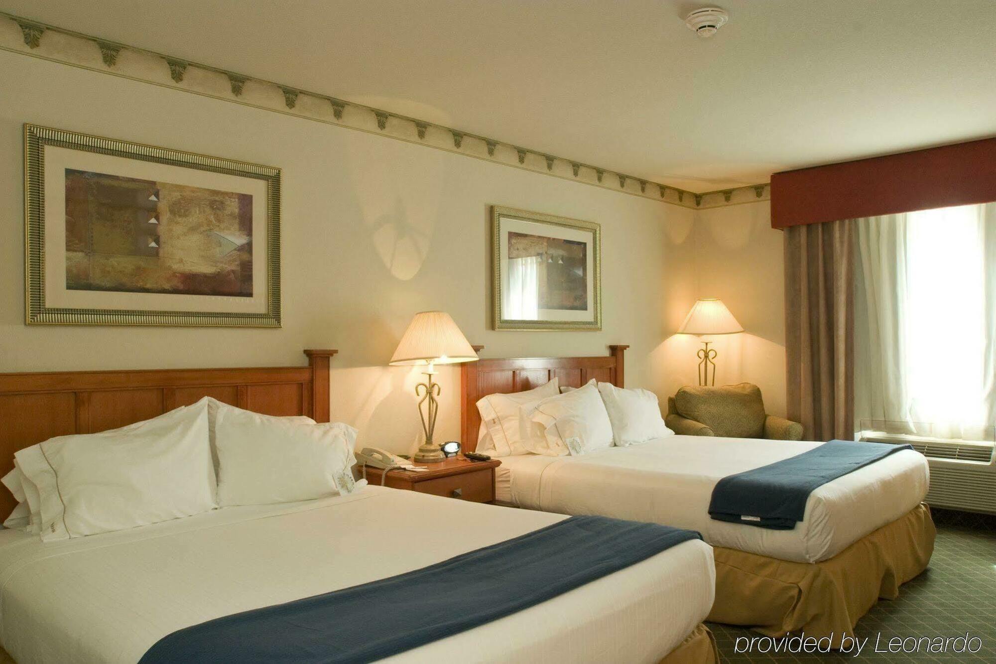 Holiday Inn Express & Suites - Pharr By Ihg Dış mekan fotoğraf