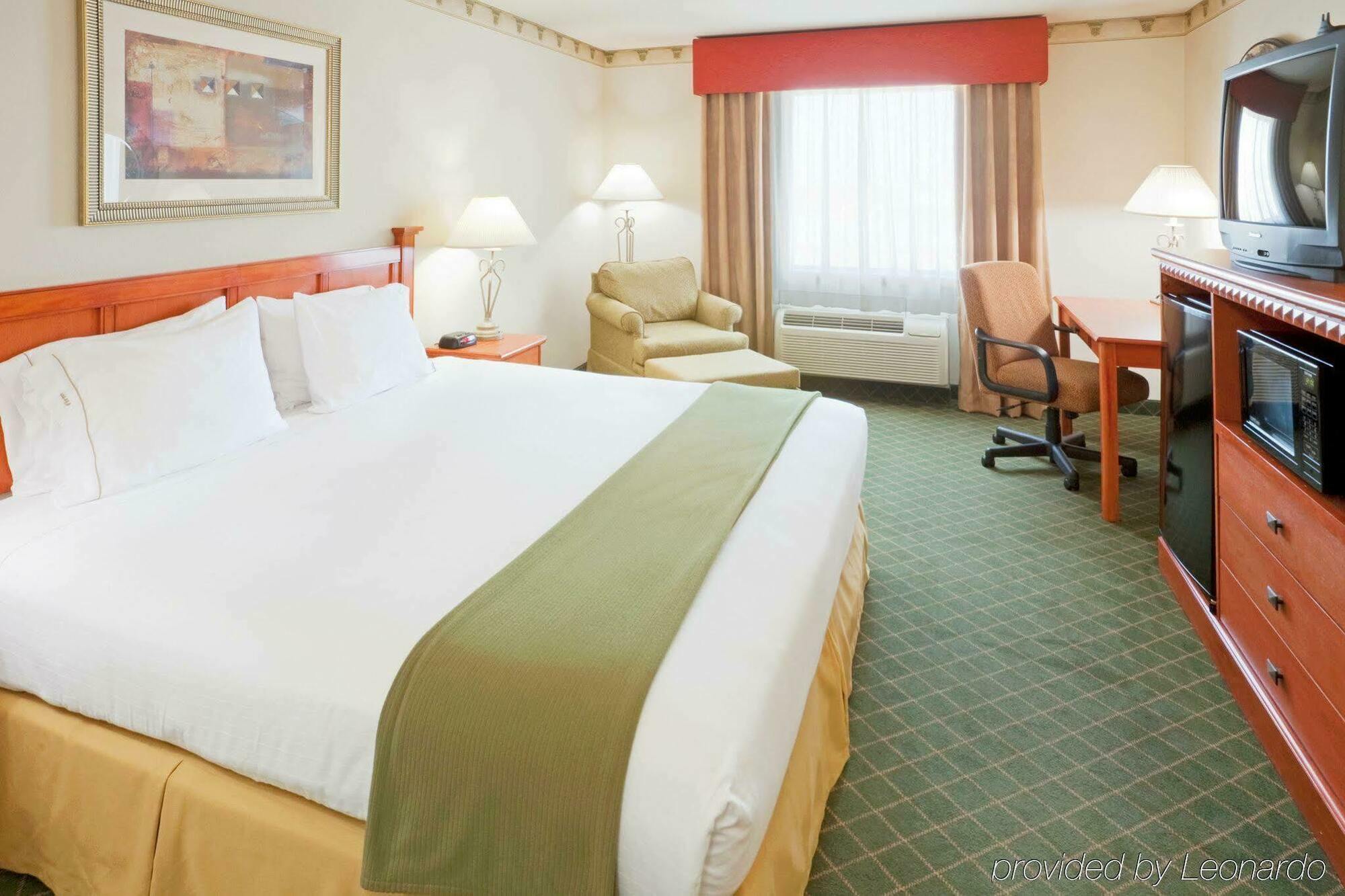 Holiday Inn Express & Suites - Pharr By Ihg Dış mekan fotoğraf