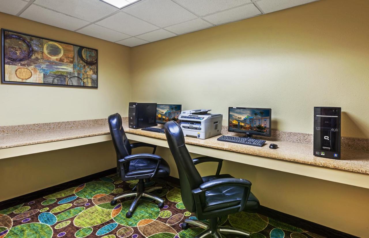 Holiday Inn Express & Suites - Pharr By Ihg Dış mekan fotoğraf